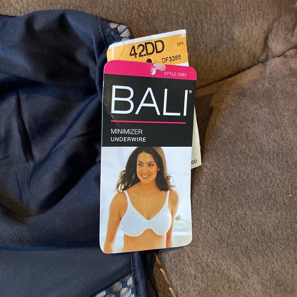Bali black bra - size 42DD - Picture 3 of 3